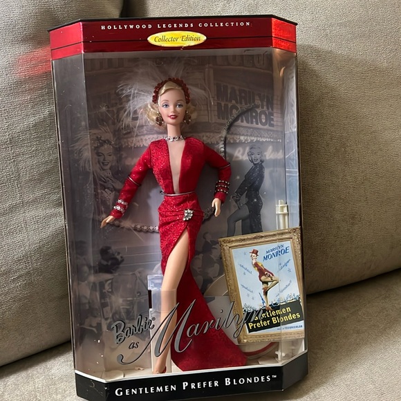 New Barbie as Marilyn Gentlemen Prefer Blondes Hollywood
